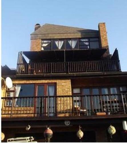 Bed & Breakfast Deep Blue Guest House