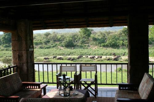 Villa Khandizwe River Lodge