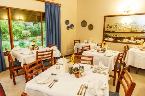 Hostal The Celtis Manor Guest House