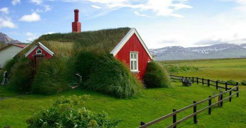 �lfheimar Hotel