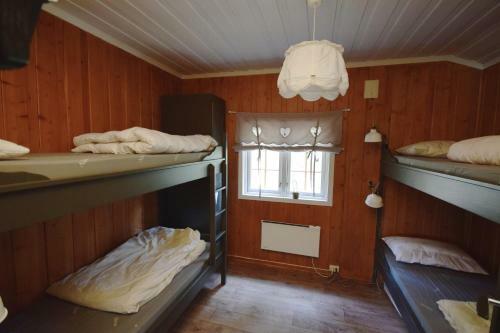 Lodge Halvorseth Yurts