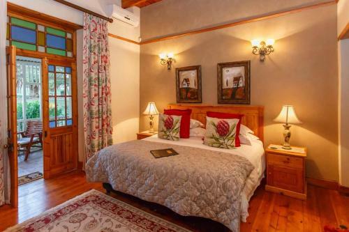 Hostal De Denne Guest House