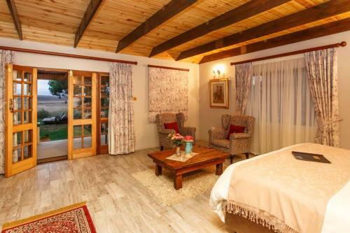 Hostal De Denne Guest House