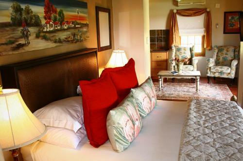 Hostal De Denne Guest House