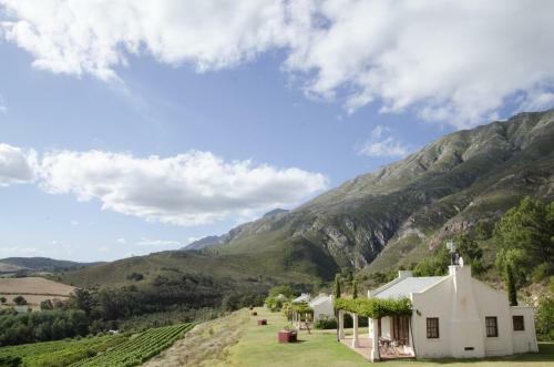 Hostal Bushmanspad Estate