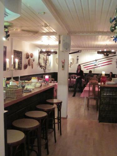 Hostal Skiers Inn
