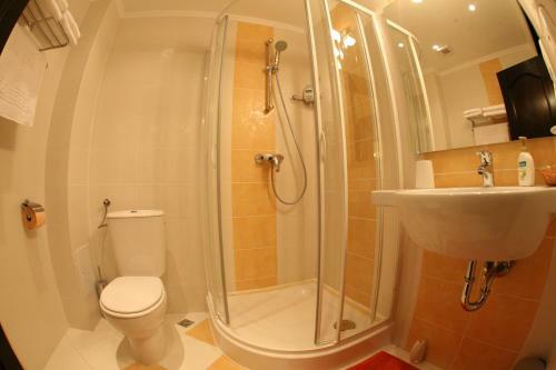 Hostal Casa Bata
