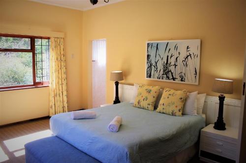 Hotel Lake Naverone Holiday Cottages