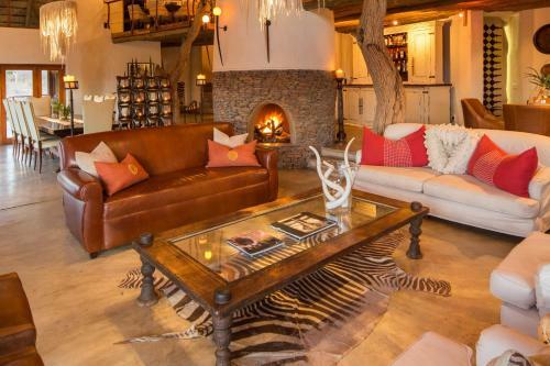 Royal Madikwe Luxury Safari Lodge