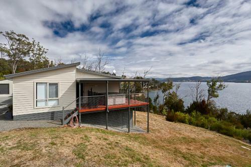 Esperance Landing