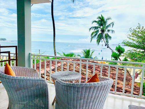 Hotel Thaprobane Beach House