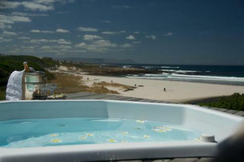 Kennedys Beach Villa