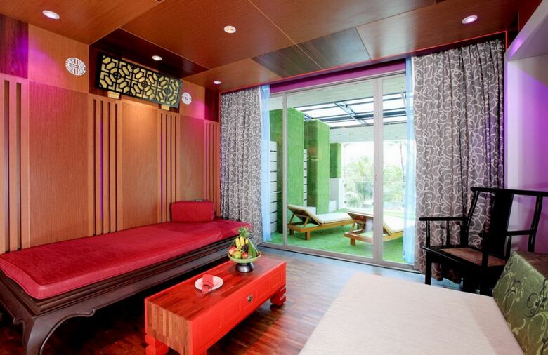 Patong Beach Hotel