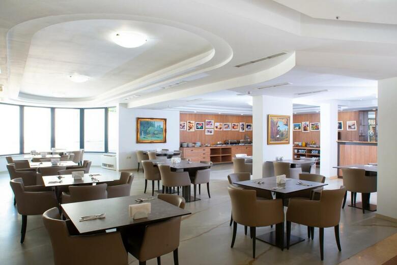 Legends Hotel