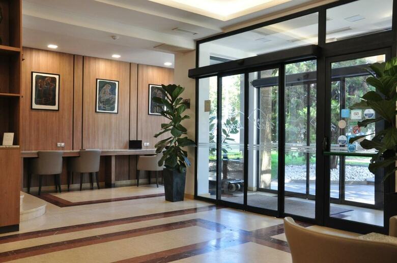 Legends Hotel