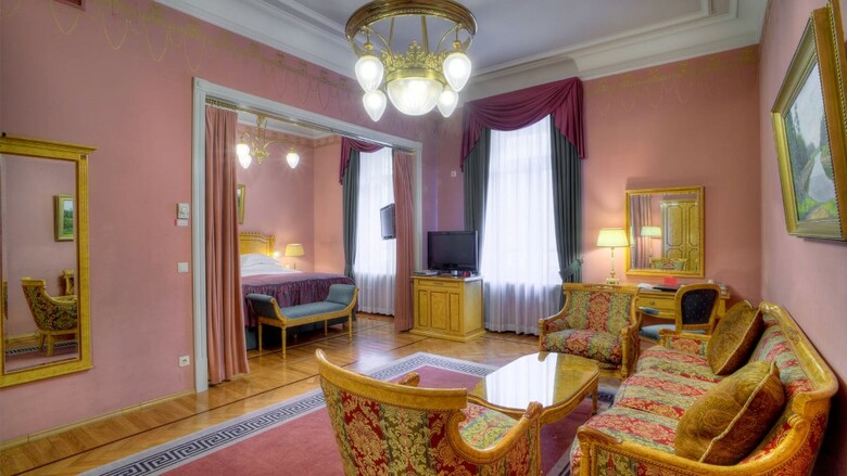 Hotel National