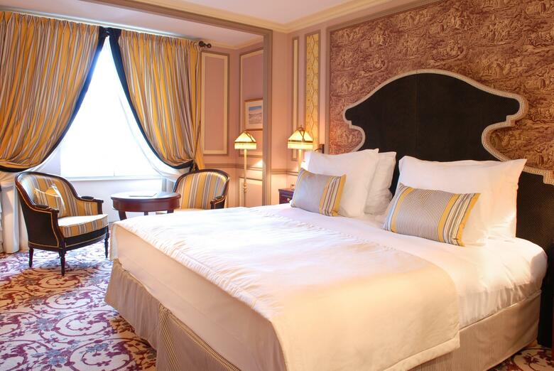 Grand Hotel De Bordeaux & Spa