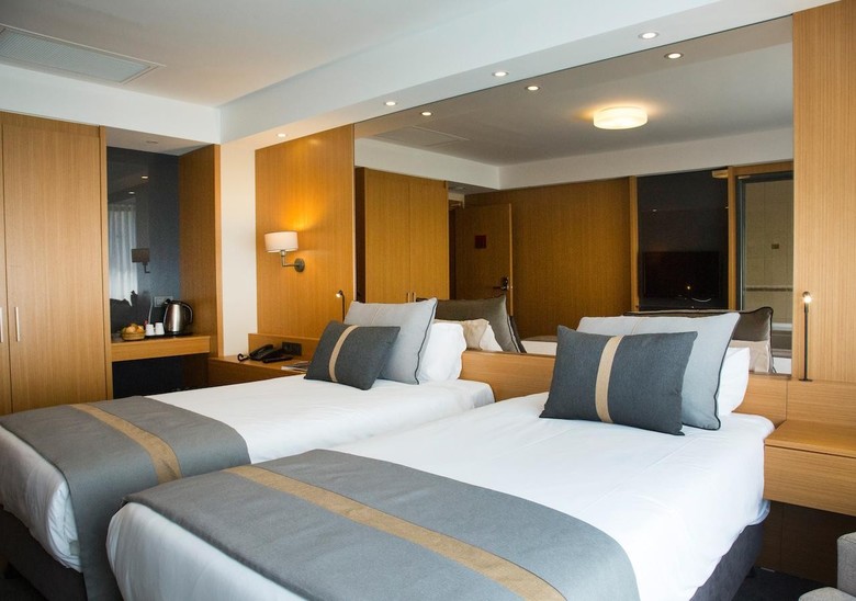 Tan Hotel