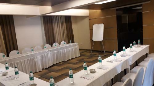 Hotel Utsav Deluxe