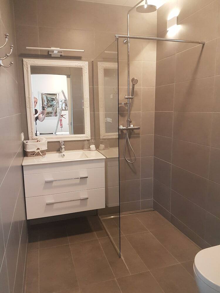 Hostal Guesthouse Lyngholt