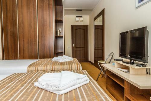 7 Sky Hotel Klinicheskaya Street