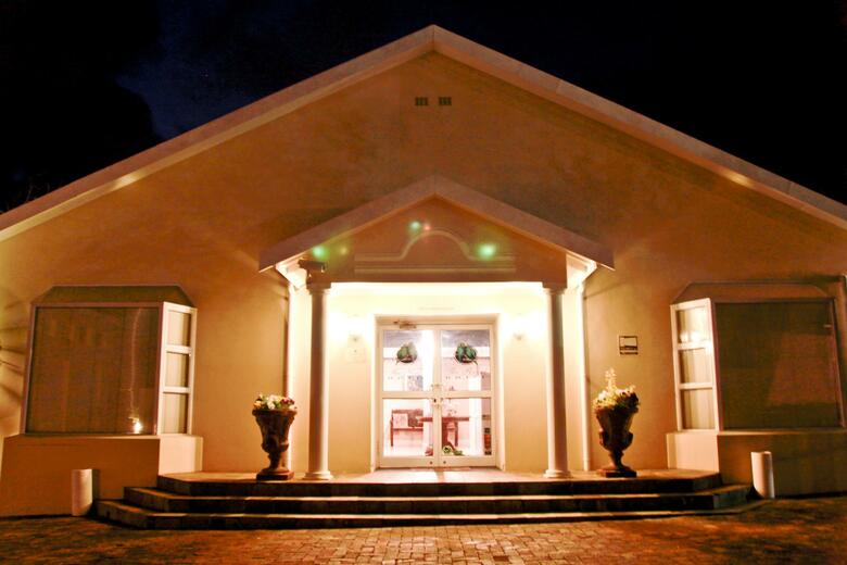 The Russel Hotel