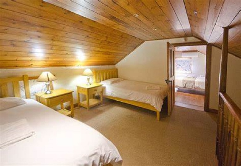 The Russel Hotel