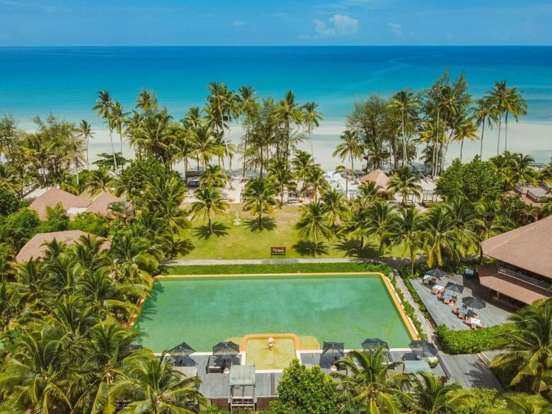 Hotel High Season