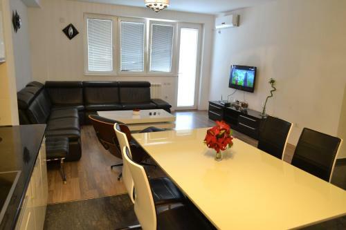 Hostal Elizabeth House