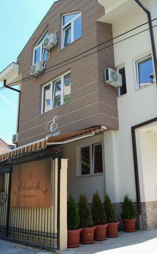 Hostal Elizabeth House