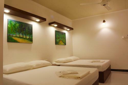 Hostal Sadula Holiday Resort - Anuradhapura