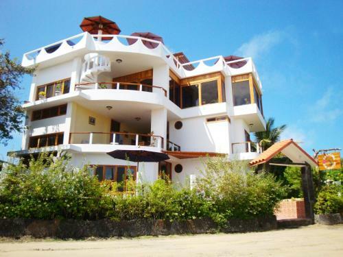 Hotel La Laguna Galapagos