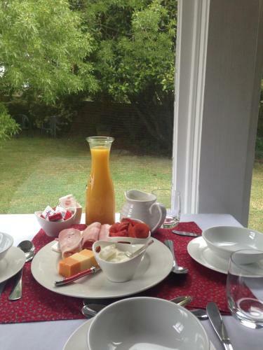 Acacia Bed And Breakfast