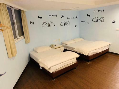 Easyinn Hotel & Hostel