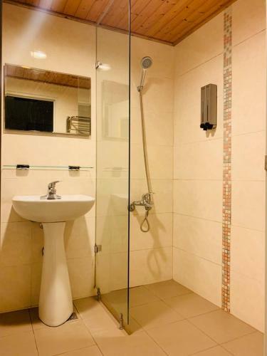 Easyinn Hotel & Hostel