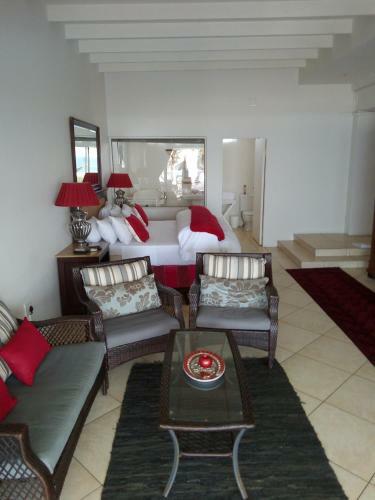 Hostal Bentley On The Beach