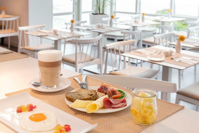 Hotel NH Hamburg Mitte