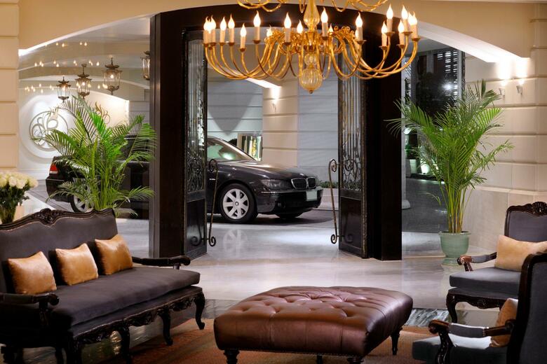 Hotel Lebua At State Tower