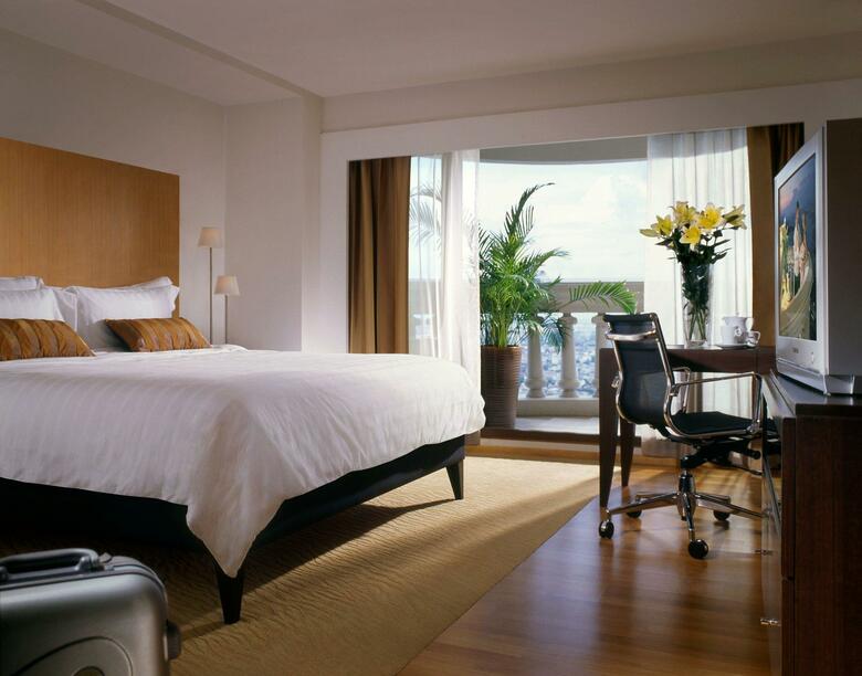 Hotel Lebua At State Tower