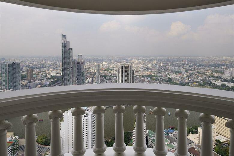 Hotel Lebua At State Tower