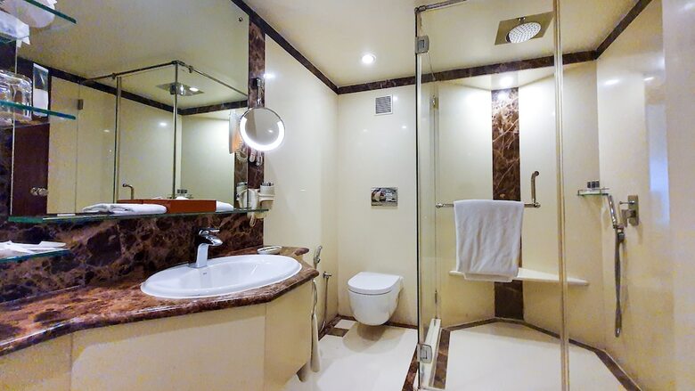 Hotel The Orchid