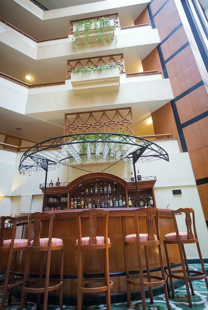 Hotel The Orchid