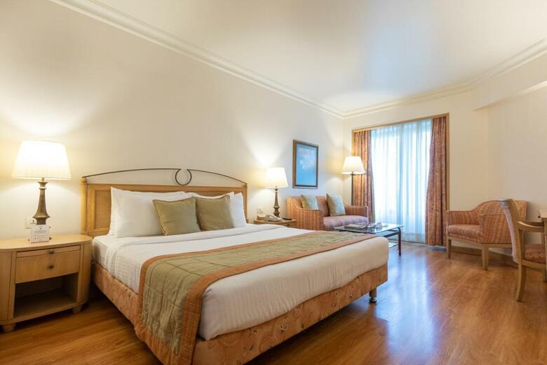 Hotel The Orchid
