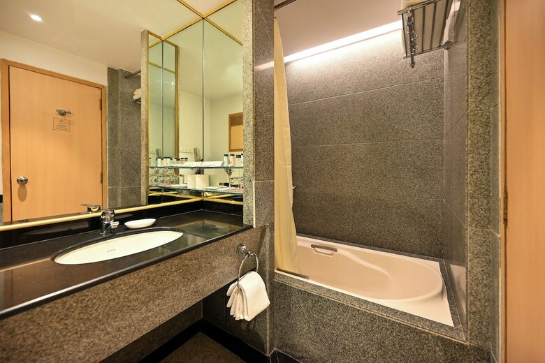 Hotel Fariyas