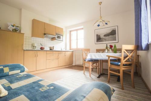 Hostal Tollhof