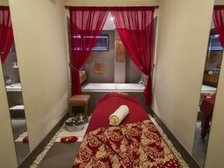 Grand Jimbaran Boutique Hotel & Spa
