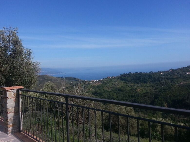 Hostal La Torretta Di Pollica