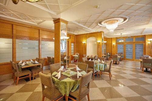 Hotel Master