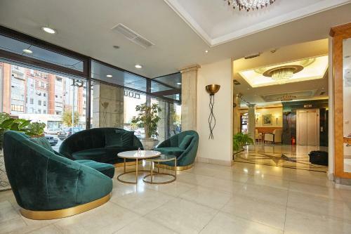Hotel Master