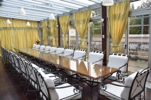 Hotel Atina